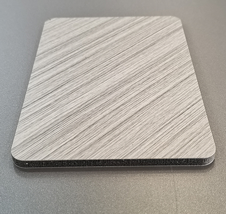 Carbon crystal plate